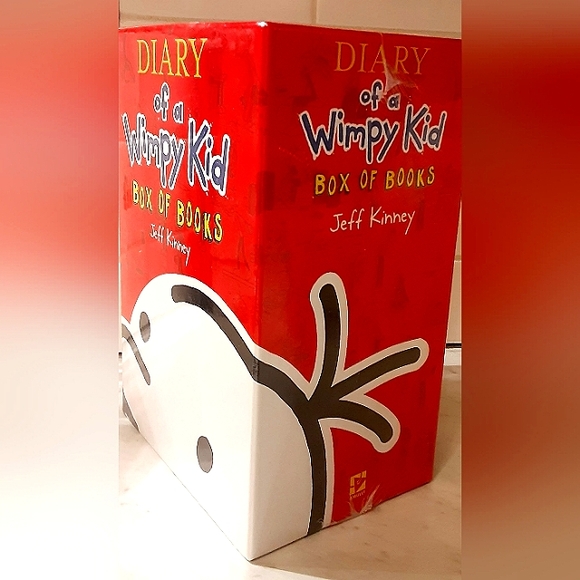 NEW Diary of A Wimpy Kid 5 Book Box Set Children's Boys Girls Elementary Kids - Picture 4 of 5